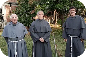 Sacerdotes Religiosos